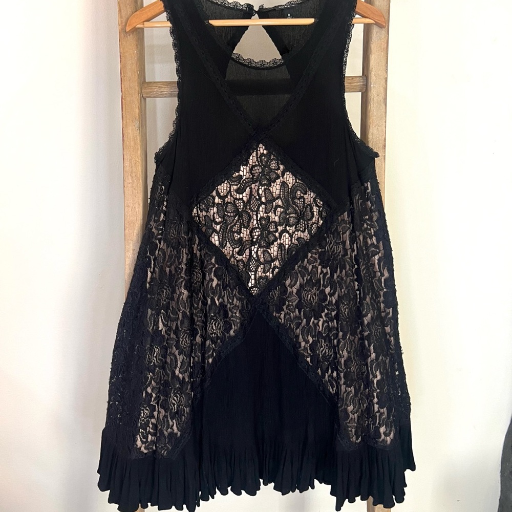 Torrid Black Lace Sleeveless Dress size 0 (size XL) worn once